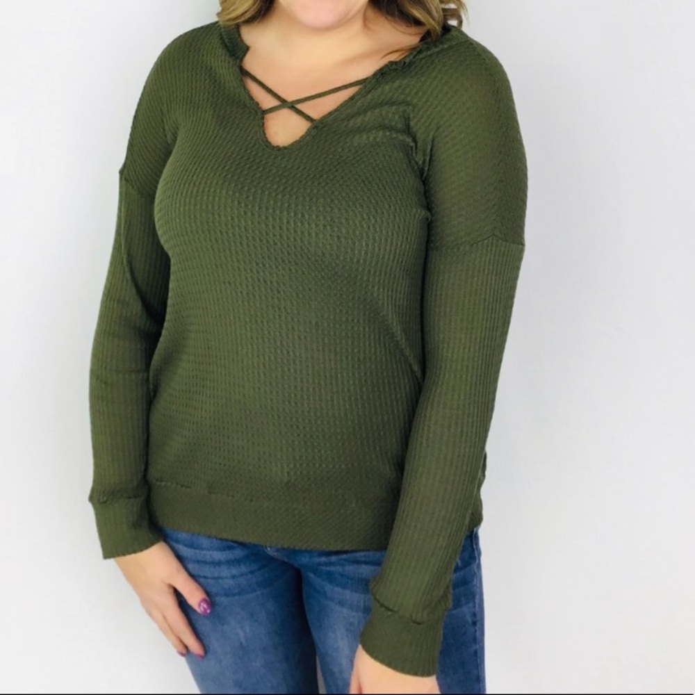 Long sleeve cross cross top